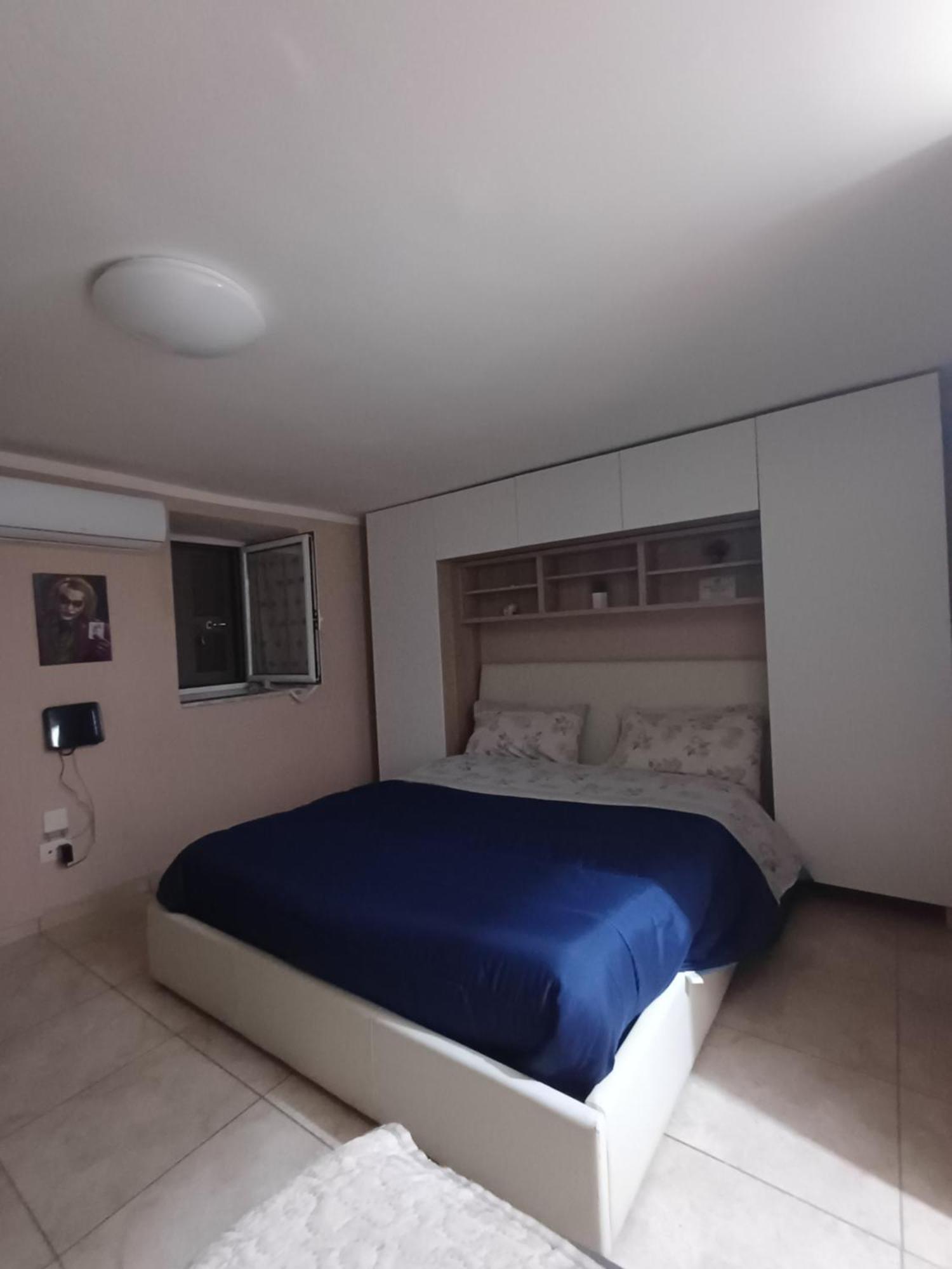 Masaniello'S House Διαμέρισμα Νάπολη Δωμάτιο φωτογραφία